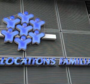 CAF - CAF : plus de 11 millions d'allocataires en 2010