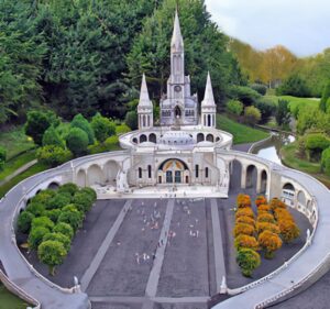 CAF - À Lourdes