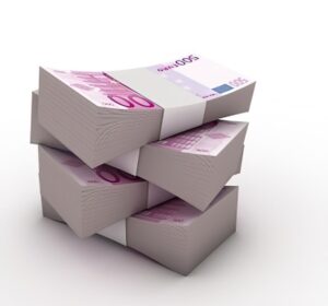 CAF - Prestations familiales : la revalorisation reportée à avril 2013