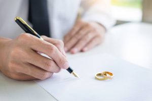 délai pour changer de nom après un divorce